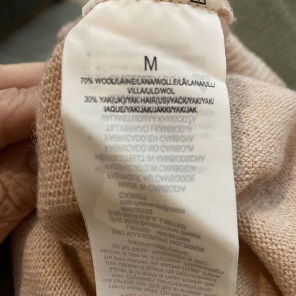 New With Tags Muji Mock Neck Wool Yak Blend Apricot Peach Sweater Size Medium - Picture 10 of 10